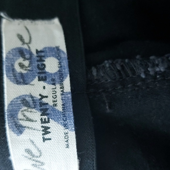 NWT Free People Slim Pull On Flare Leg Jeans Worn Black Size 28 - Picture 7 of 8